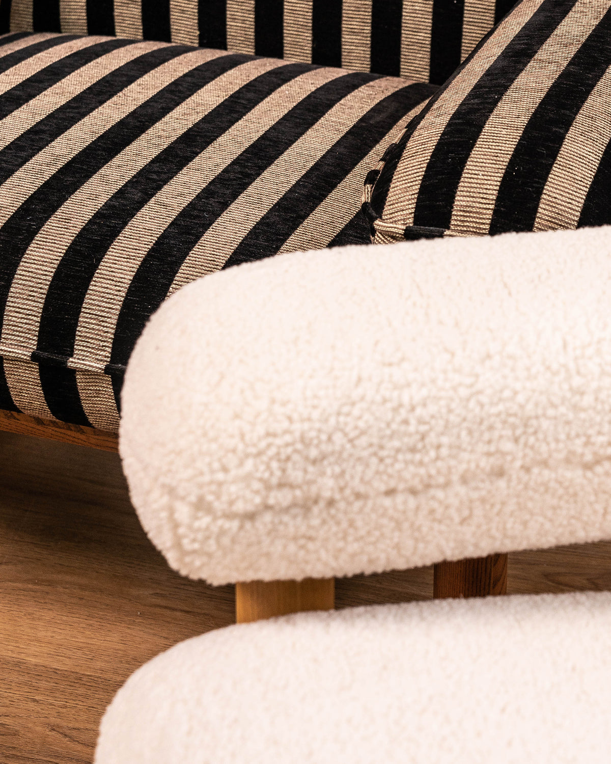 Sion Lounge Chair