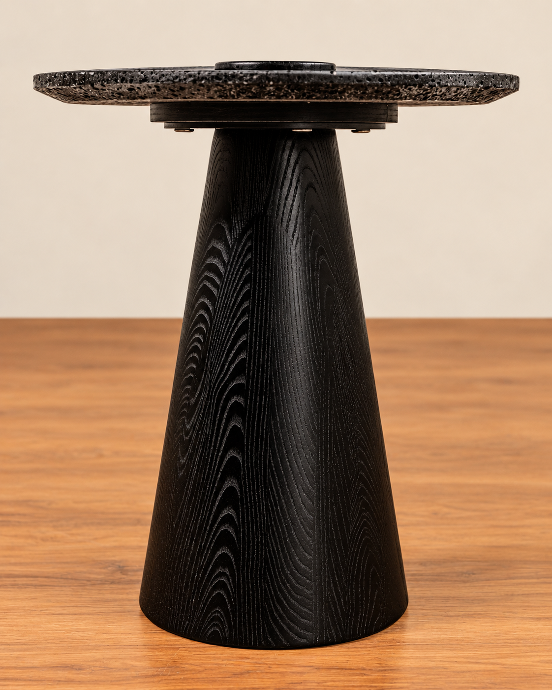 Tam Accent Table