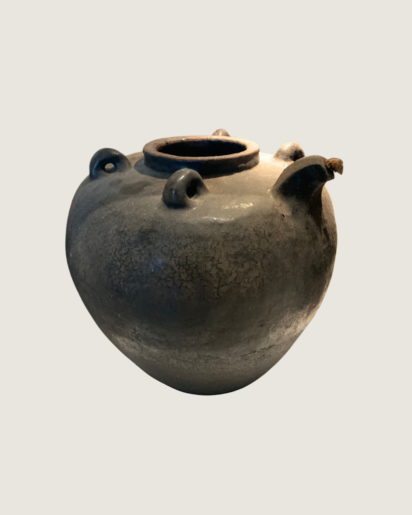 Ke-Lin Four-Handled Pot