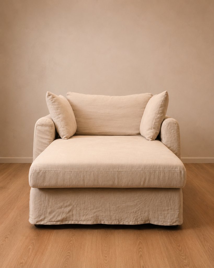 Leon Chaise Lounge