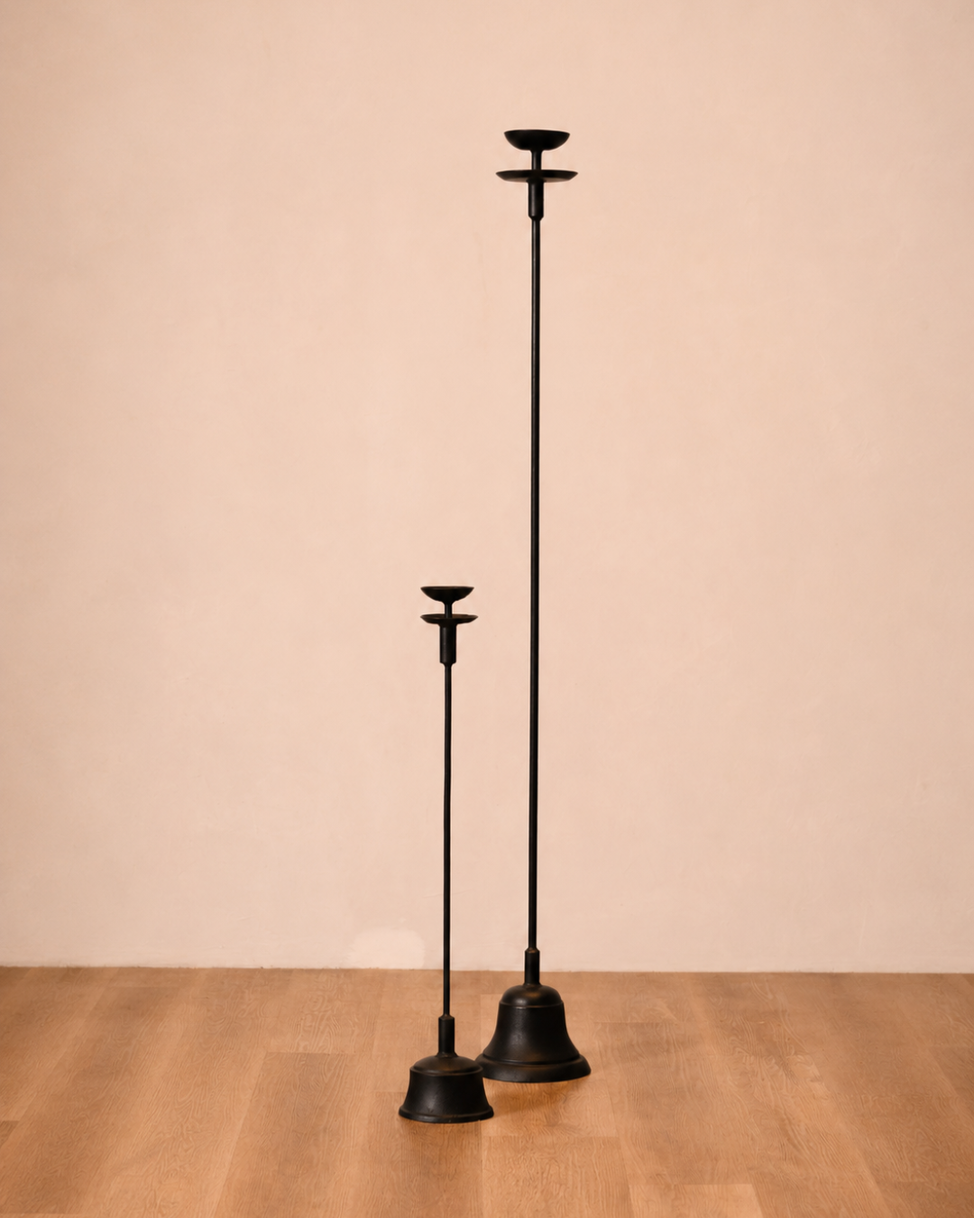 Valmir Candle Holder