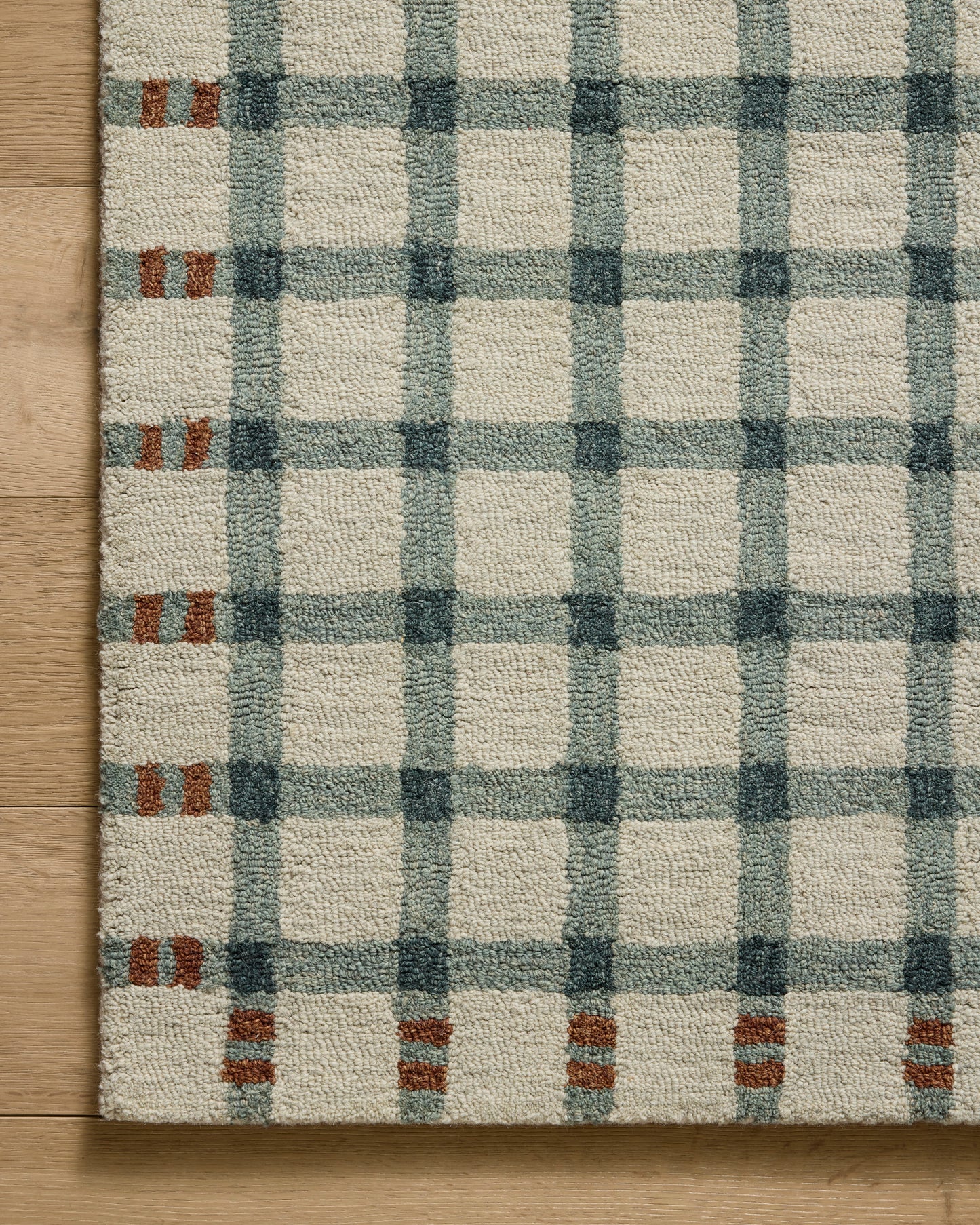 Waylon Spa & Brick Rug