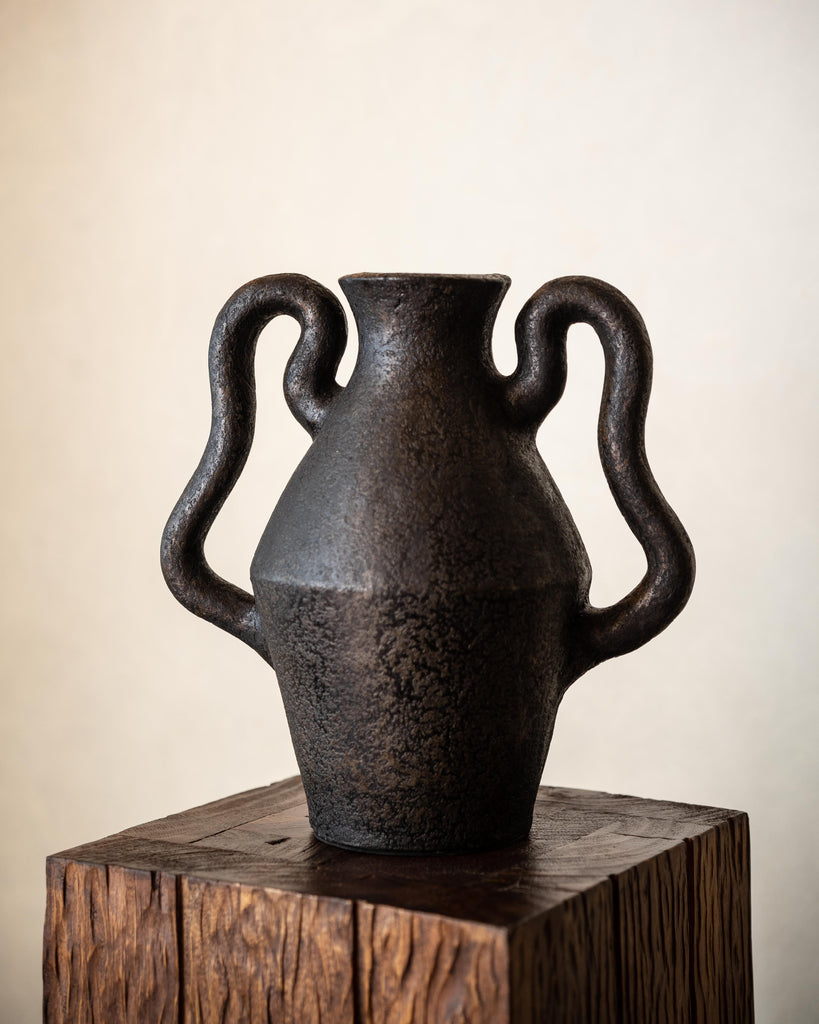Waya Black Vessel
