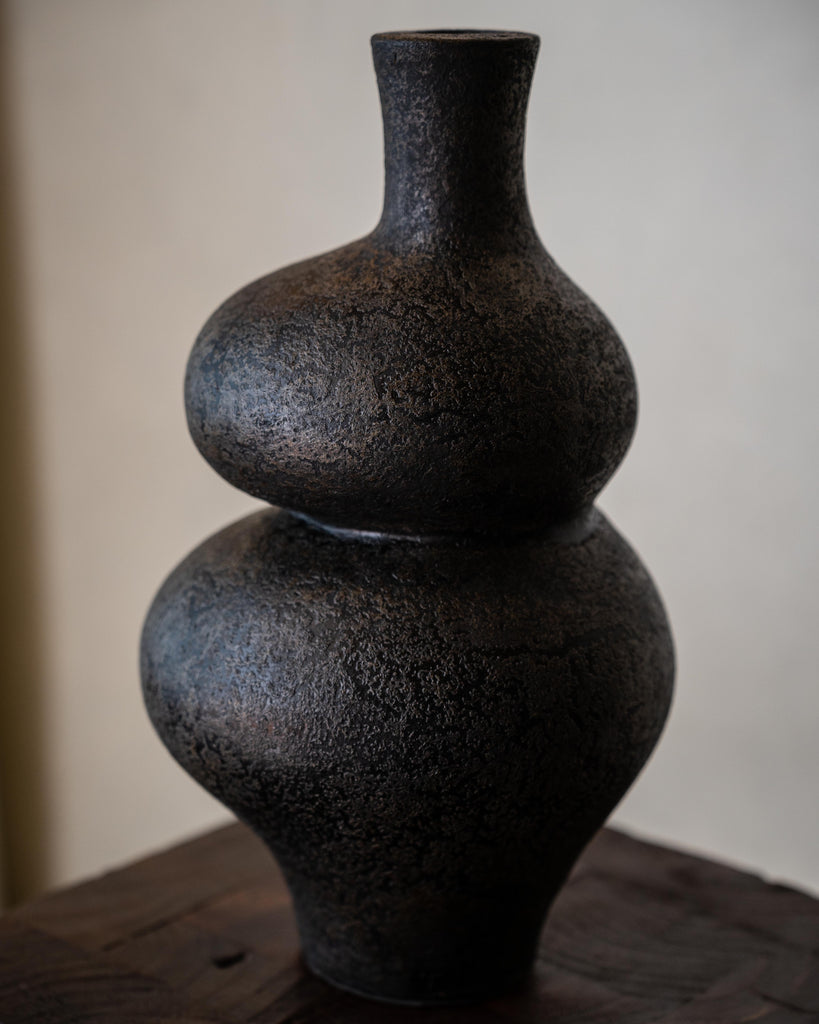 Yono Glazed Black Vessel
