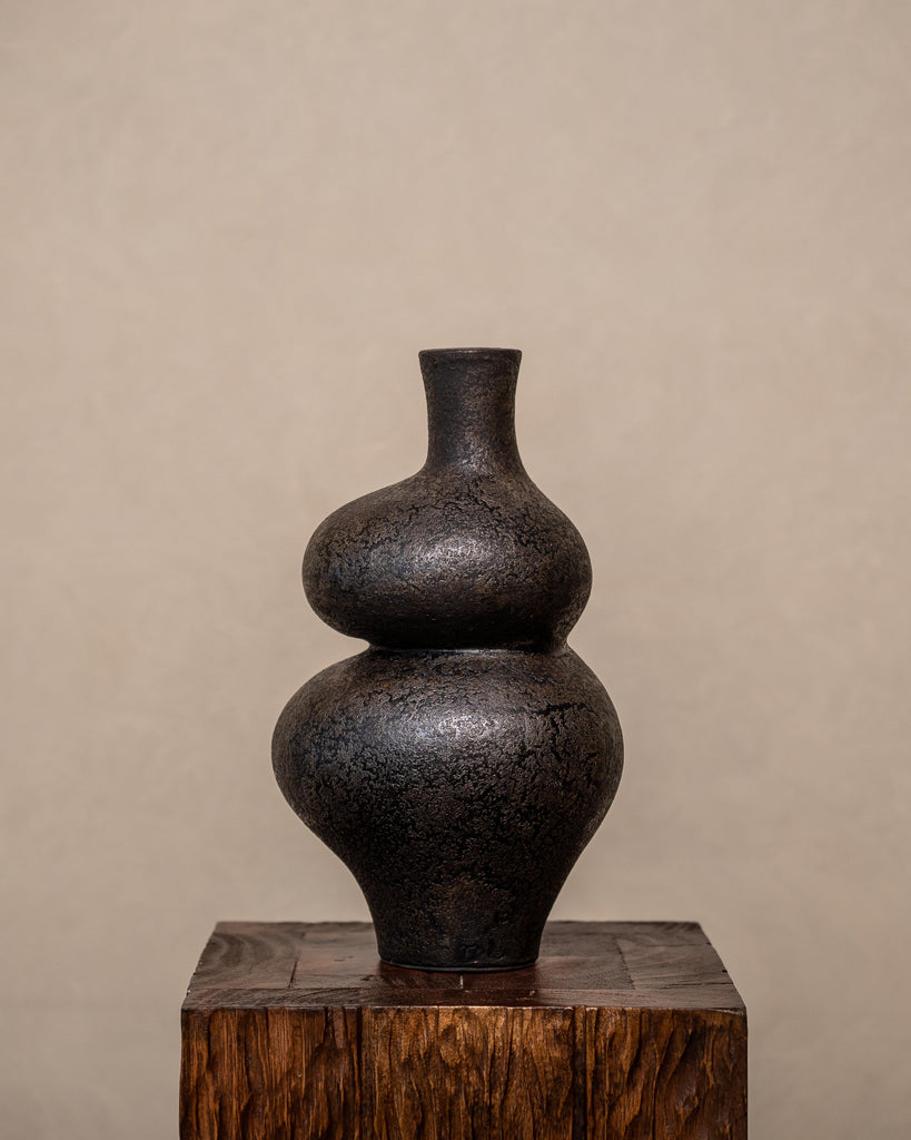Yono Glazed Black Vessel