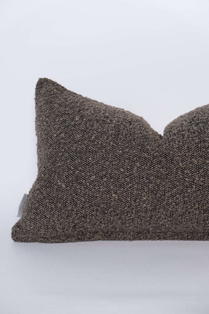 Boucle Lumbar: Smoke Classics Twenty Third by Deanne 